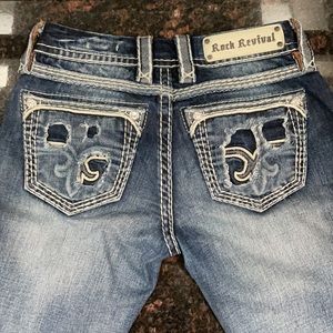 Buckle jeans